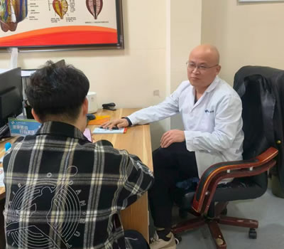 梅州市|男科医师高朋磊：守护男性健康，专业男科诊疗